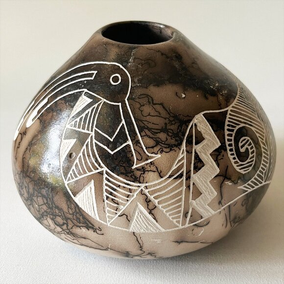 Acoma Pueblo Horse Hair Pottery Native American Vase Gary Yellow Corn Signed - Picture 2 of 14